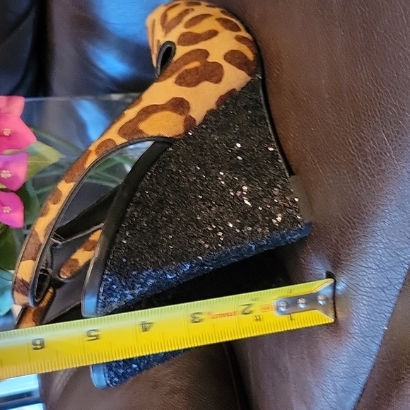 GUESS Heels Leopard Slingback Shoes Sisze 6.5M - Picture 6 of 8